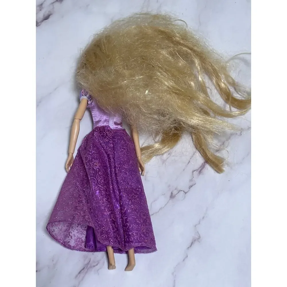 Tangled Rapunzel Disney Store London Exclusive Articulated Arms Doll Figure 11”